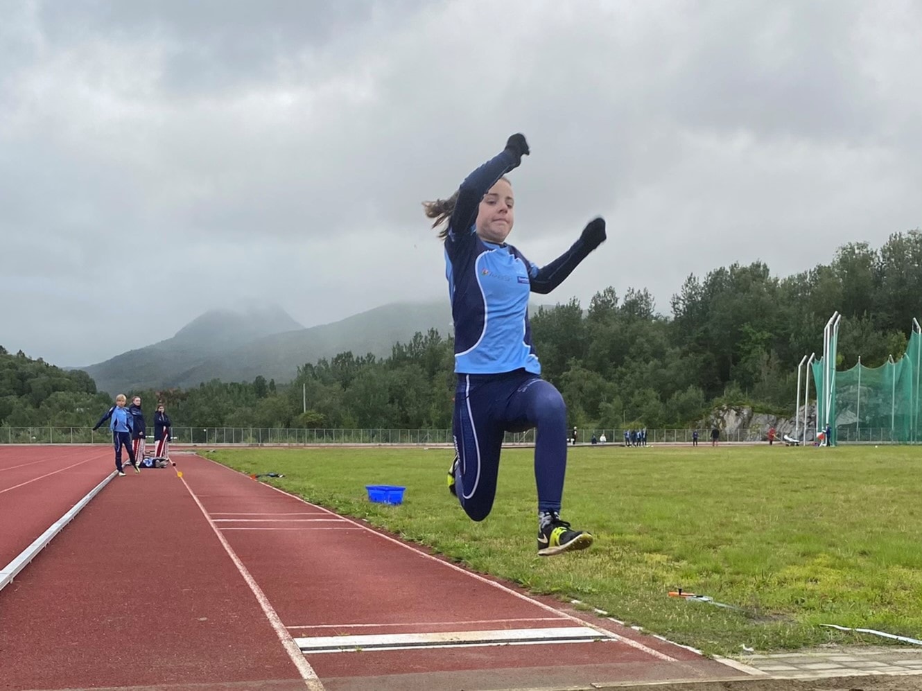 Resultater seriestevne hopp/kast